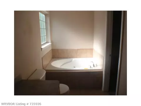 312 Chateau Dr, Fort Smith, AR 72908 photo 13