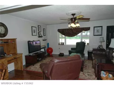 201 W Spring St, Ozark, AR 72949 photo 5