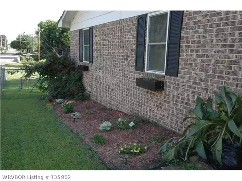 201 W Spring St, Ozark, AR 72949 photo 15