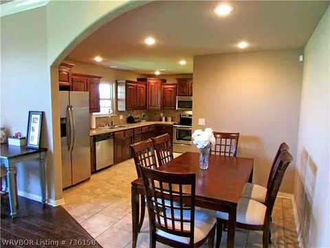 1900 Yukon Dr, Barling, AR 72923 photo 7