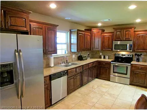 1900 Yukon Dr, Barling, AR 72923 photo 8