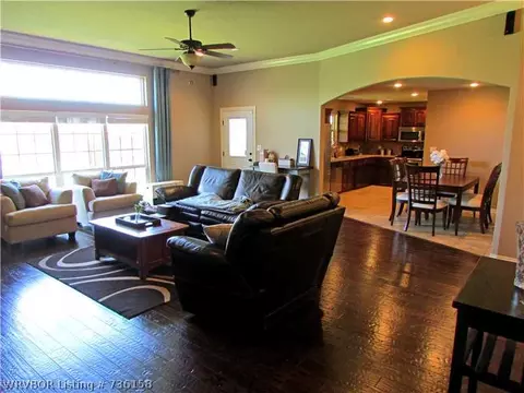 1900 Yukon Dr, Barling, AR 72923 photo 3