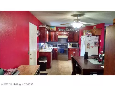 210 S 29th St, Ozark, AR 72949 photo 4