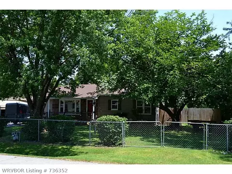 2224 N 52nd St, Fort Smith, AR 72904 photo 2
