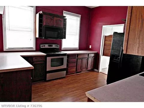 805 S 18th St, Fort Smith, AR 72901 photo 5