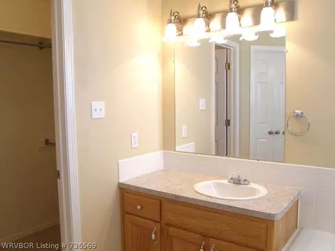 7004 Red Pine Dr, Fort Smith, AR 72916 photo 13