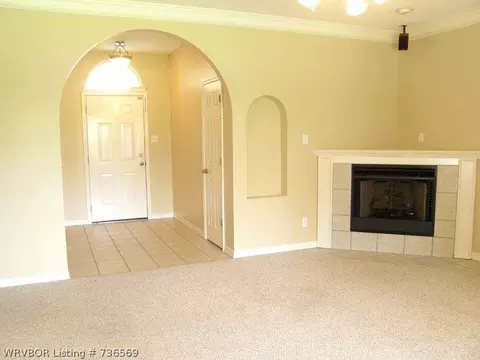 7004 Red Pine Dr, Fort Smith, AR 72916 photo 4