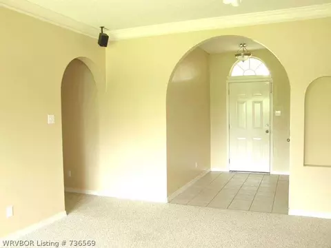 7004 Red Pine Dr, Fort Smith, AR 72916 photo 3