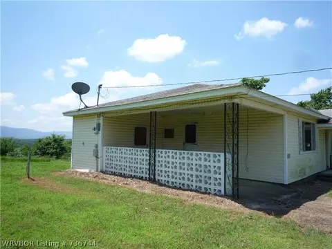 425 E Mountain St, Huntington, AR 72940 photo 2