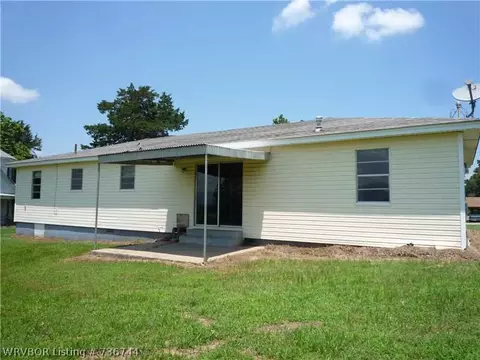 425 E Mountain St, Huntington, AR 72940 photo 5