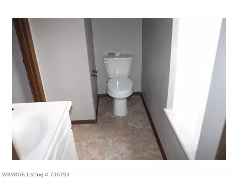 8801 Fresno St, Fort Smith, AR 72903 photo 8