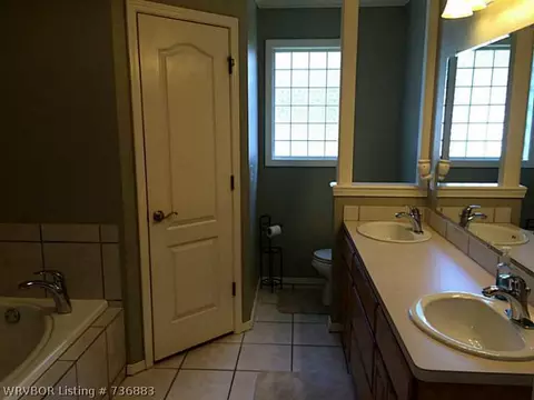 1000 Jessie Dr, Lavaca, AR 72941 photo 12