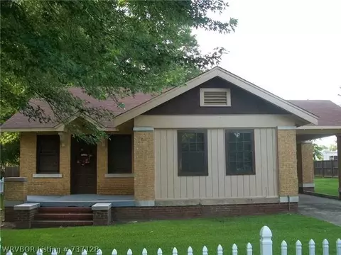 38 Davis St, Alma, AR 72921 photo 1