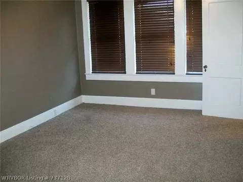 38 Davis St, Alma, AR 72921 photo 9