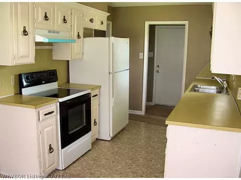6300 Carthage St, Fort Smith, AR 72903 photo 4