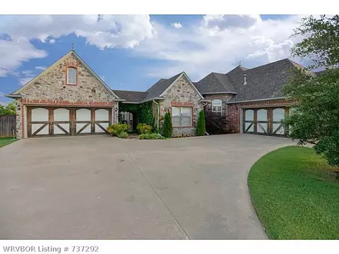 6701 Riley Park Dr, Fort Smith, AR 72916 photo 3