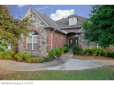 6701 Riley Park Dr, Fort Smith, AR 72916 photo 2