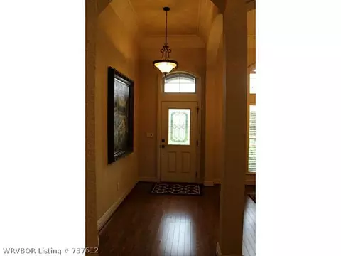 12105 Ridgefield Dr, Fort Smith, AR 72916 photo 5