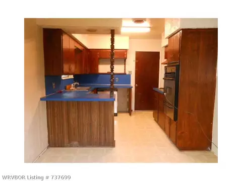 8128 Cypress Ave, Fort Smith, AR 72908 photo 3