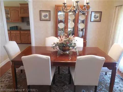 12008 Maple Park Dr, Fort Smith, AR 72916 photo 4