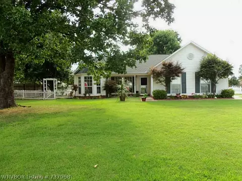 305 Ware Rd, Greenwood, AR 72936 photo 2
