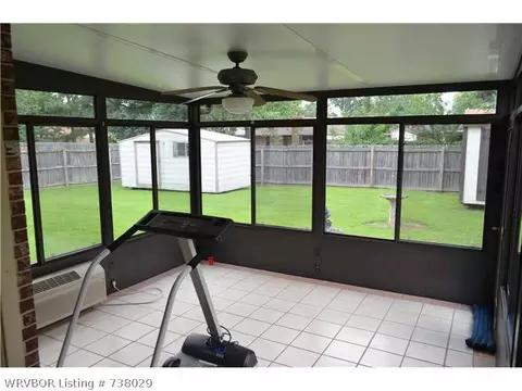 1609 Princeton Dr, Fort Smith, AR 72908 photo 5