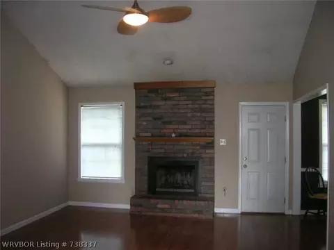 1708 Prestwick Dr, Fort Smith, AR 72908 photo 2