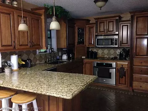 11612 Mitchell Bend Rd, Fort Smith, AR 72916 photo 2