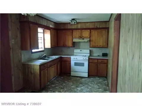 123 E Market St, Ozark, AR 72949 photo 5