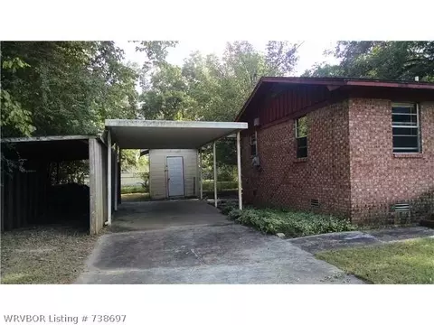 123 E Market St, Ozark, AR 72949 photo 2