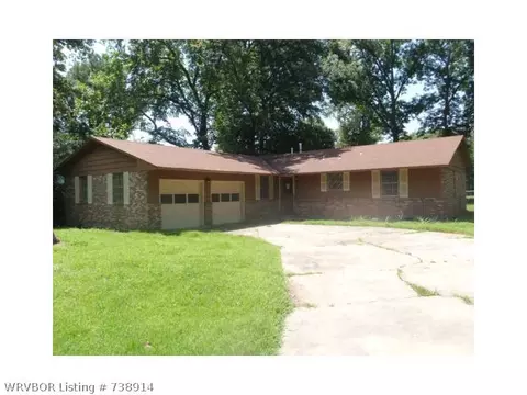 5210 N T St, Fort Smith, AR 72904 photo 1