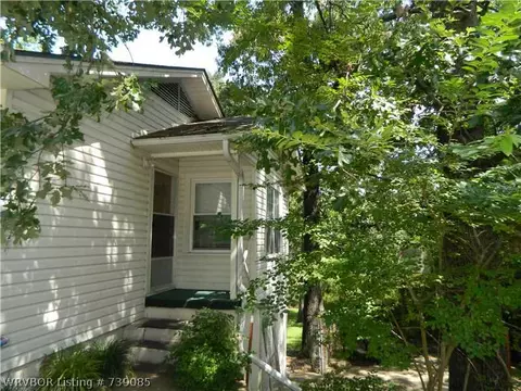 1701 Houston St, Fort Smith, AR 72901 photo 2