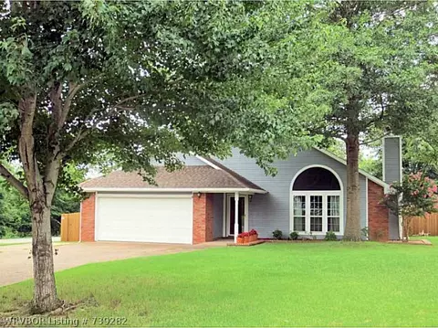 3201 Newport Pl, Fort Smith, AR 72903 photo 1