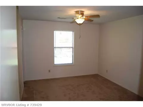 3305 S 68th Cir, Fort Smith, AR 72903 photo 9