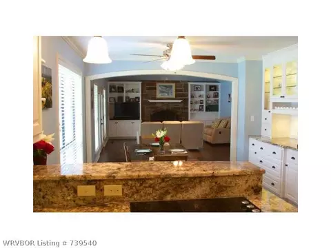 1708 Crestview Ln, Fort Smith, AR 72903 photo 3