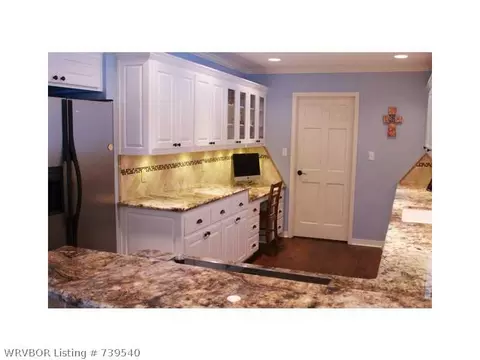 1708 Crestview Ln, Fort Smith, AR 72903 photo 4