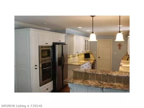 1708 Crestview Ln, Fort Smith, AR 72903 photo 2