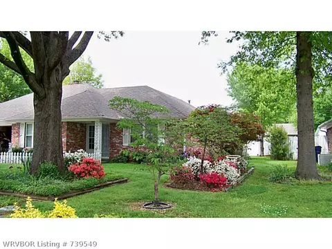 4415 Victoria Dr, Fort Smith, AR 72904 photo 2