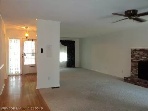 4415 Victoria Dr, Fort Smith, AR 72904 photo 9