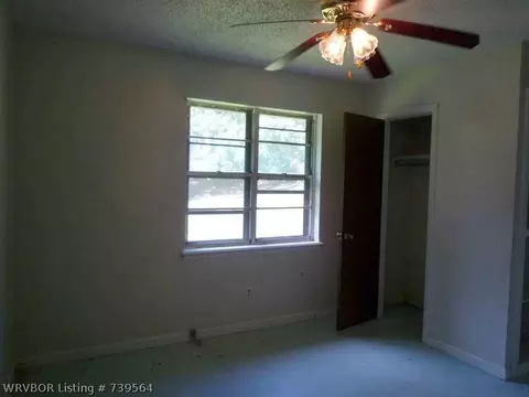 507 L St, Barling, AR 72923 photo 11