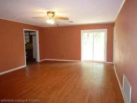 507 L St, Barling, AR 72923 photo 4