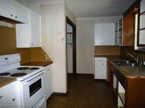 507 L St, Barling, AR 72923 photo 7