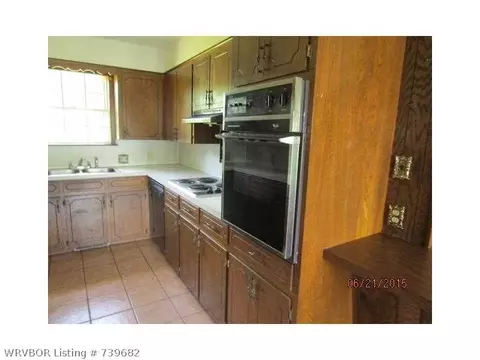 9211 Howard Hill Rd, Fort Smith, AR 72916 photo 9
