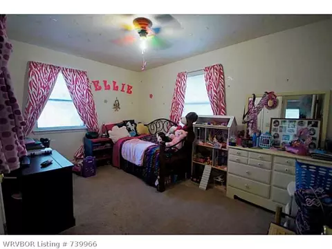 1007 E Mckenzie Ave, Pocola, OK 74902 photo 9