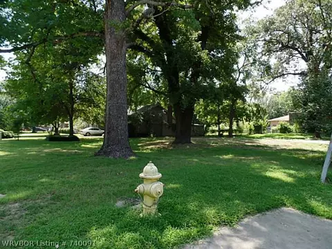 4414 Kinkead Ave, Fort Smith, AR 72904 photo 2