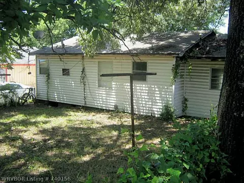 2915 S 12th St, Fort Smith, AR 72901 photo 3