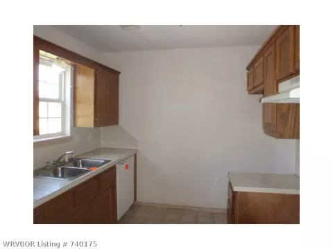 1219 N 15 St, Fort Smith, AR 72901 photo 5