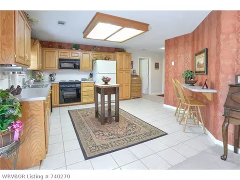 6915 Lookout Dr, Fort Smith, AR 72916 photo 2