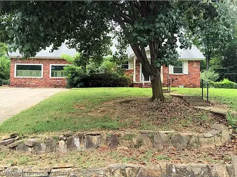 1211 N 58th Ter, Fort Smith, AR 72904 photo 1