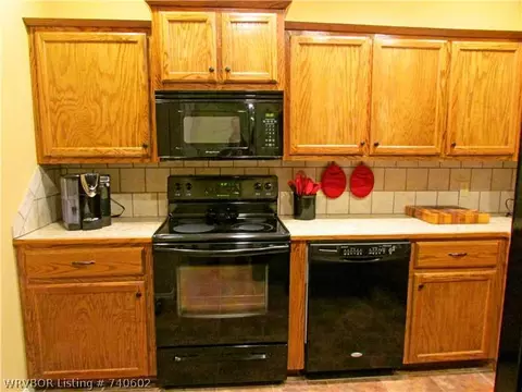 8508 Southridge Dr, Fort Smith, AR 72908 photo 6